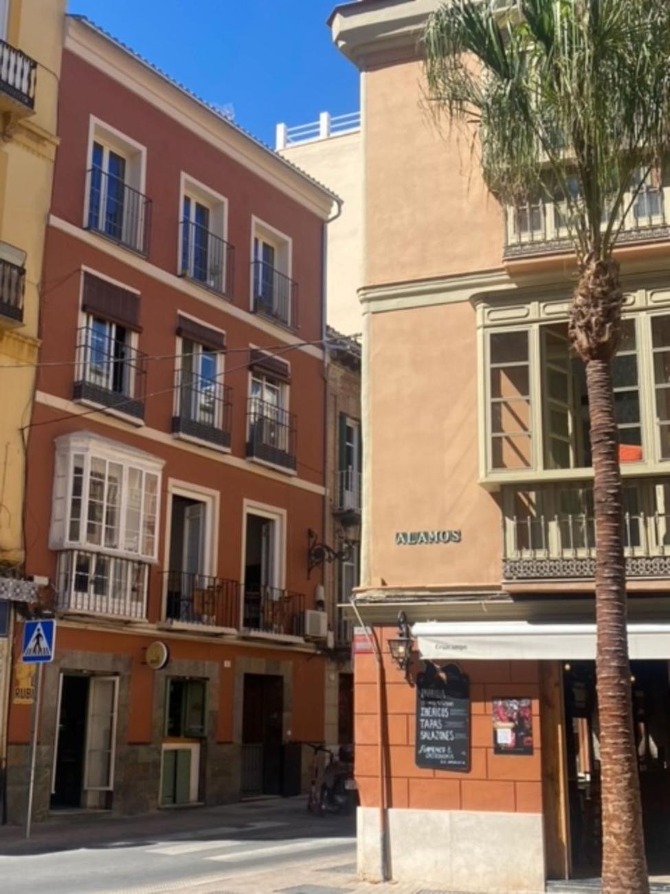 Casa Naty, Espacioso Renovado Apartamento En El Centro De Малага Екстер'єр фото